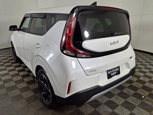 2023 Kia Soul EX