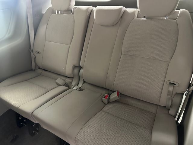 2021 Kia Sedona LX