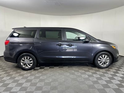 2021 Kia Sedona LX