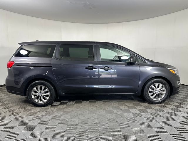 2021 Kia Sedona LX