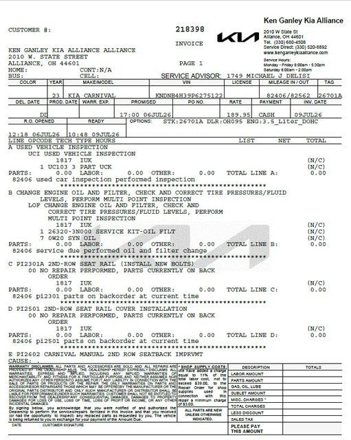 2023 Kia Carnival LX Seat Package