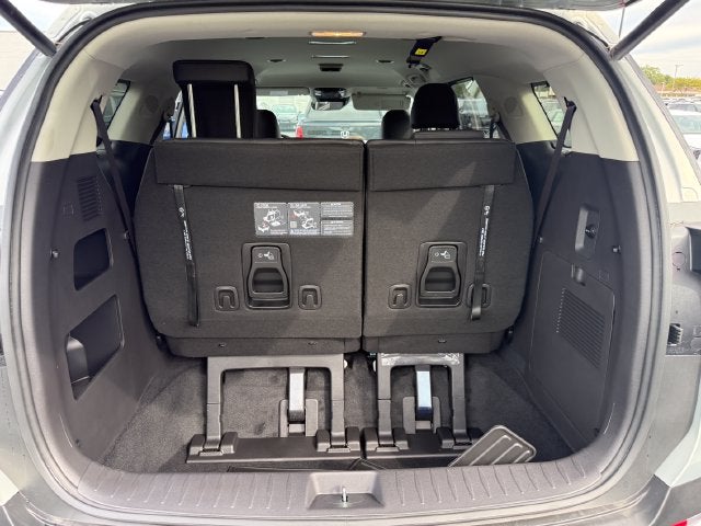 2027 Kia Carnival EX