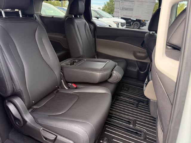 2027 Kia Carnival EX