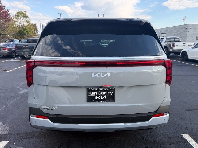 2027 Kia Carnival EX