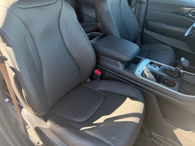2027 Kia Carnival EX
