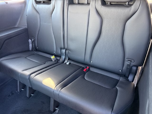 2027 Kia Carnival EX