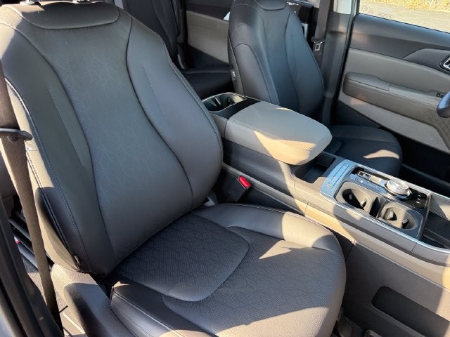 2027 Kia Carnival Hybrid EX