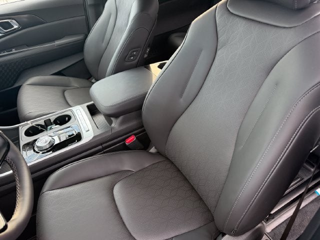 2027 Kia Carnival Hybrid EX