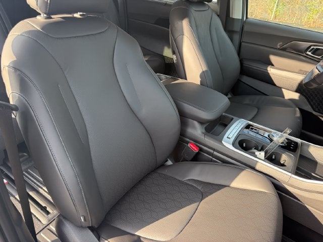 2027 Kia Carnival Hybrid EX