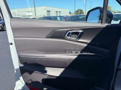 2027 Kia Carnival Hybrid EX