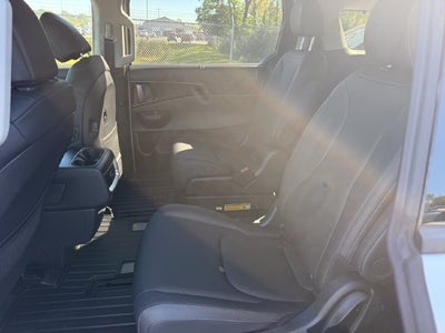 2027 Kia Carnival Hybrid EX