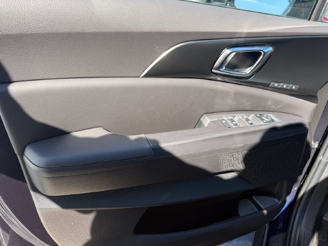 2027 Kia Carnival Hybrid EX