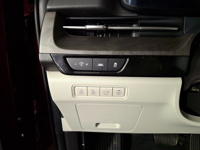 2024 Kia Carnival SX