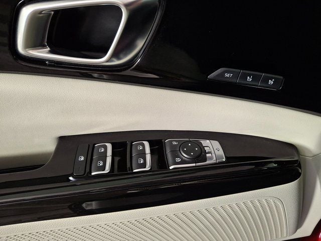 2024 Kia Carnival SX