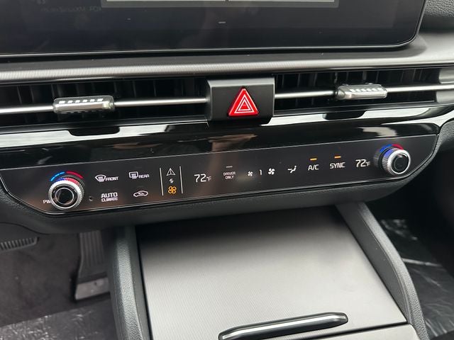 2027 Kia Sportage Hybrid EX