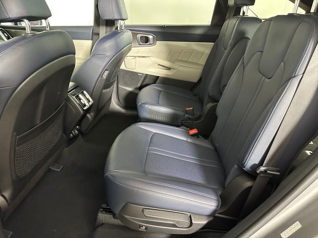 2023 Kia Sorento Plug-In Hybrid SX Prestige