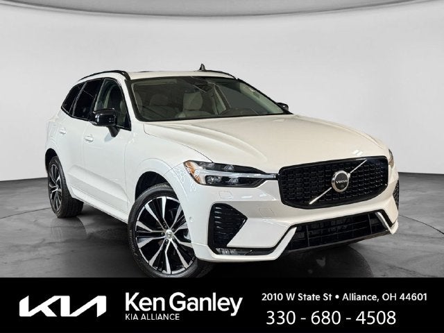 2023 Volvo XC60 B5 Plus Dark Theme
