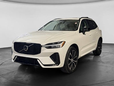 2023 Volvo XC60 B5 Plus Dark Theme