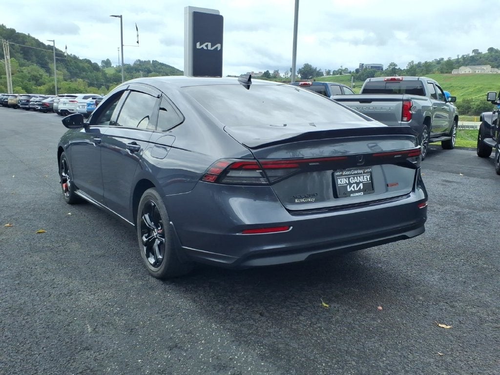 2025 Honda Accord SE