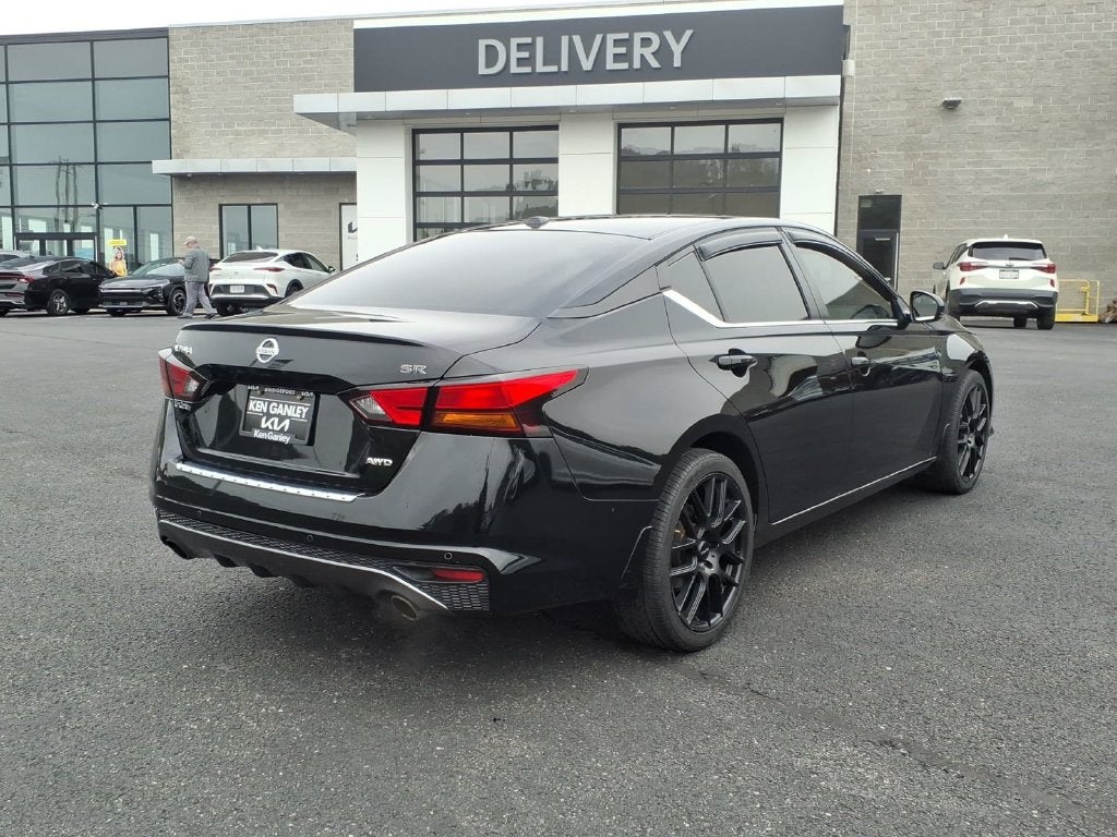 2021 Nissan Altima 2.5 SR