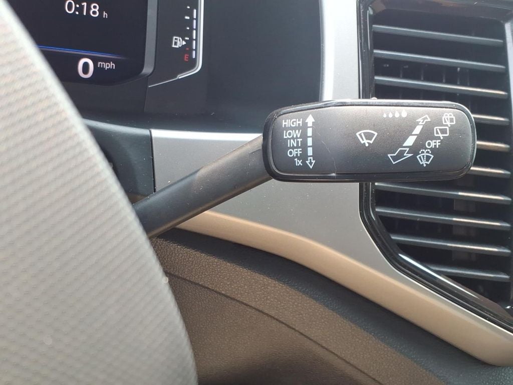 2020 Volkswagen Atlas Cross Sport 3.6L V6 SEL Premium R-Line 4Motion