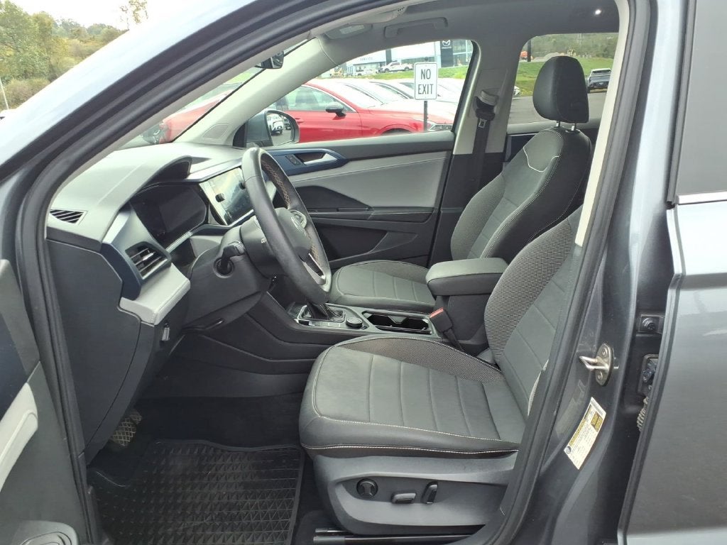 2024 Volkswagen Taos 1.5T SE