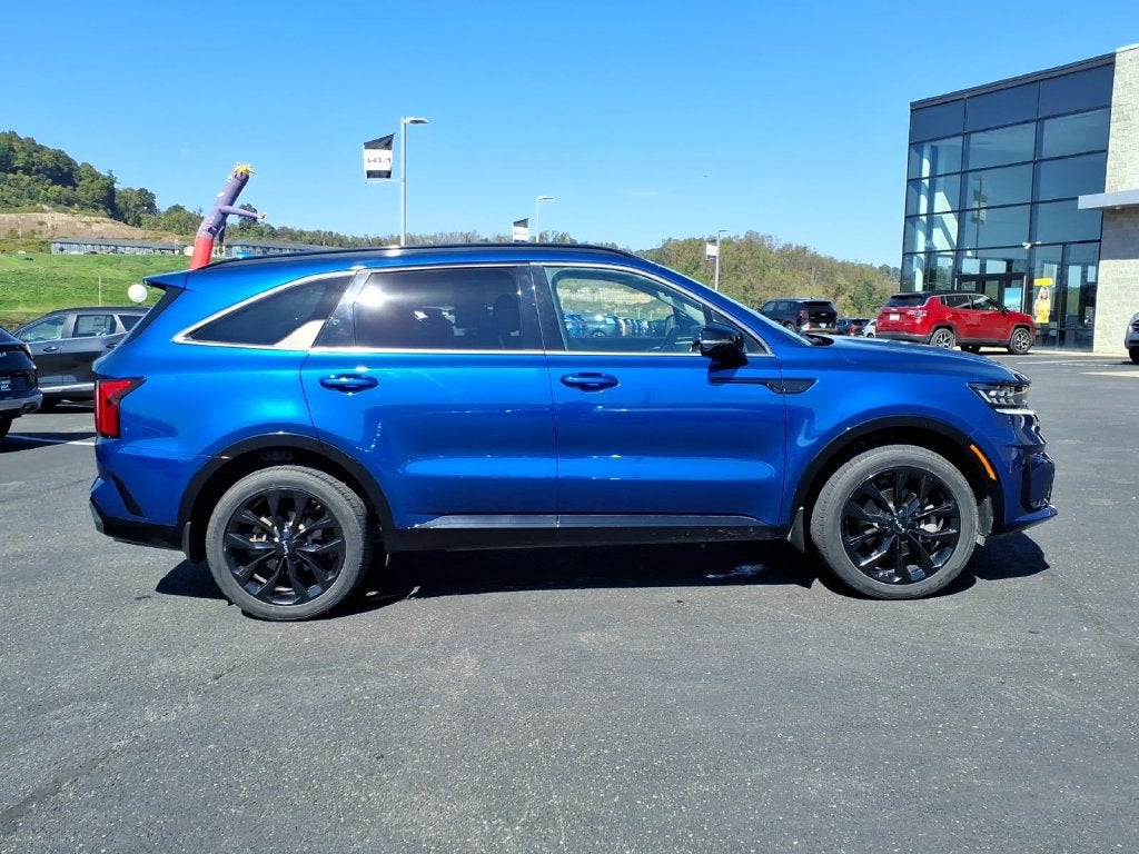 2022 Kia Sorento SX