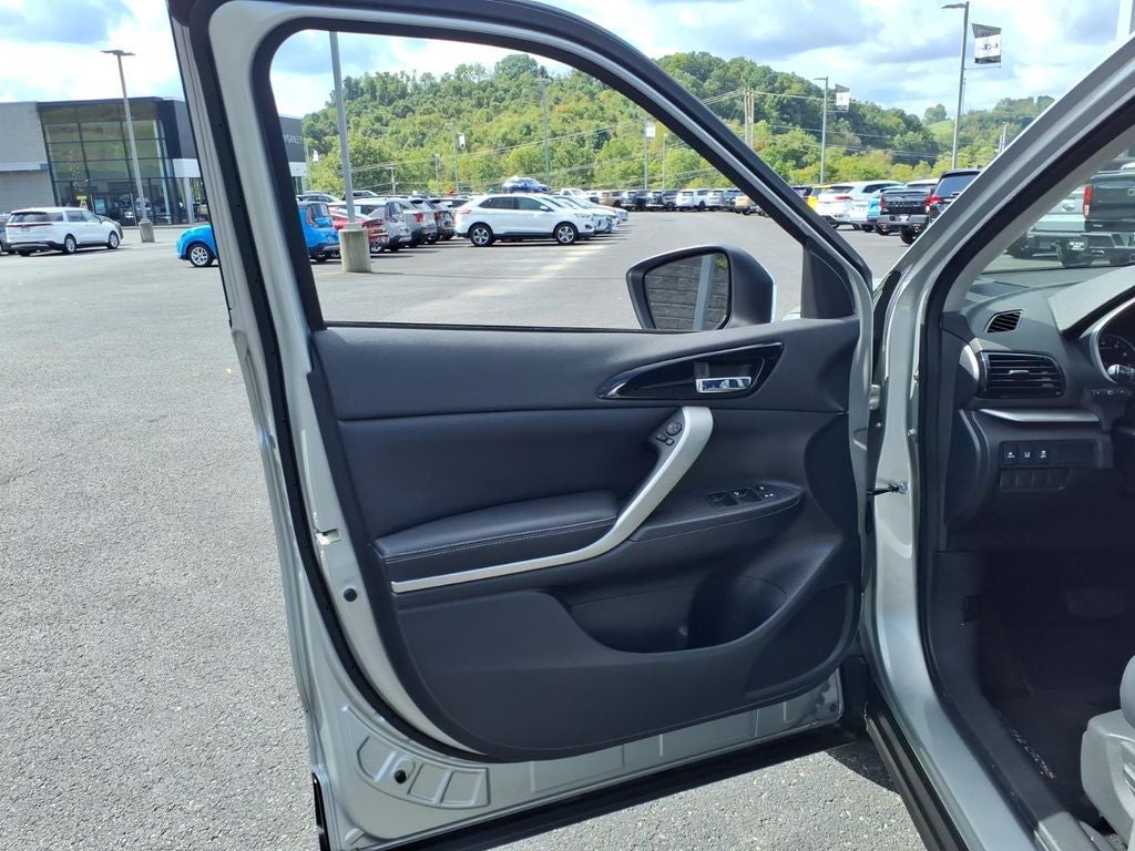 2022 Mitsubishi Eclipse Cross SE