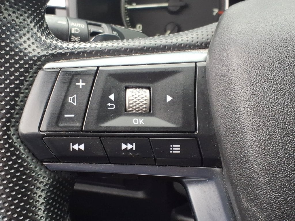 2024 Mitsubishi Outlander Base