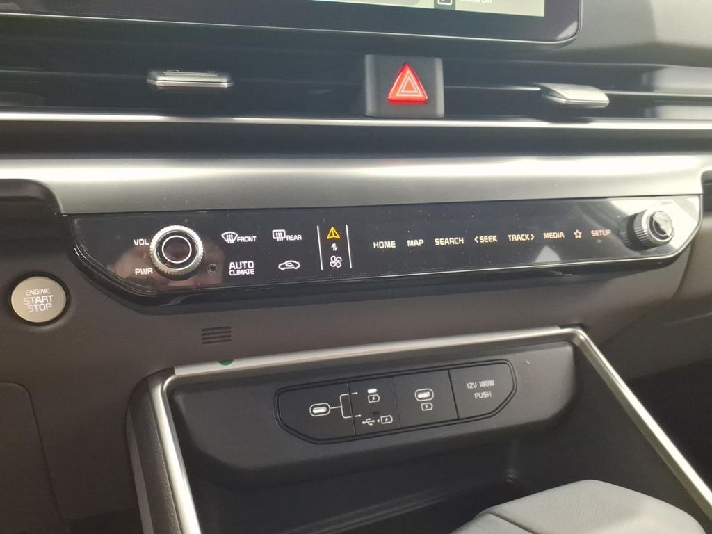 2026 Kia Carnival LXS