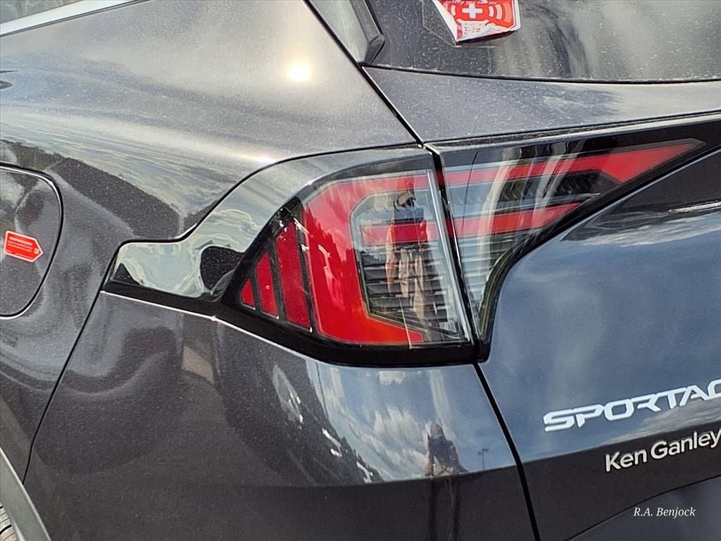 2026 Kia Sportage Hybrid S