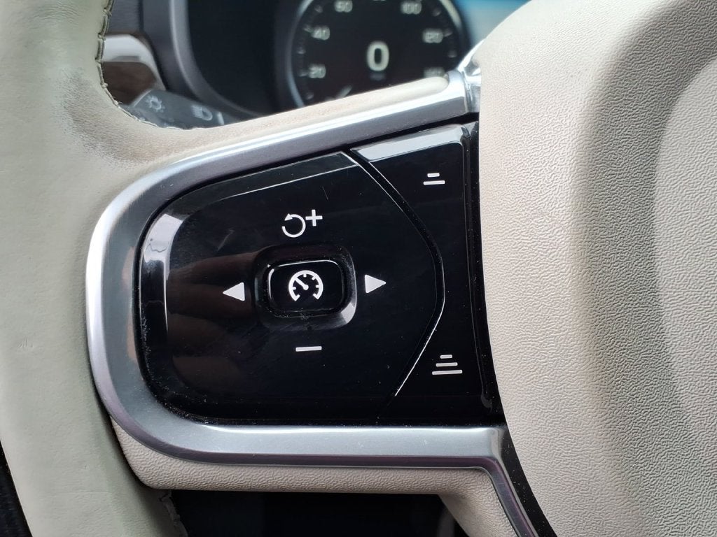 2018 Volvo S90 T5 Momentum