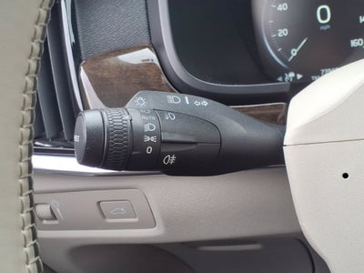 2018 Volvo S90 T5 Momentum