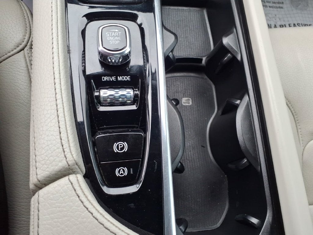 2018 Volvo S90 T5 Momentum