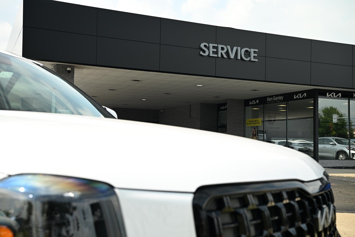 Ken Ganley Kia Alliance - Service Center